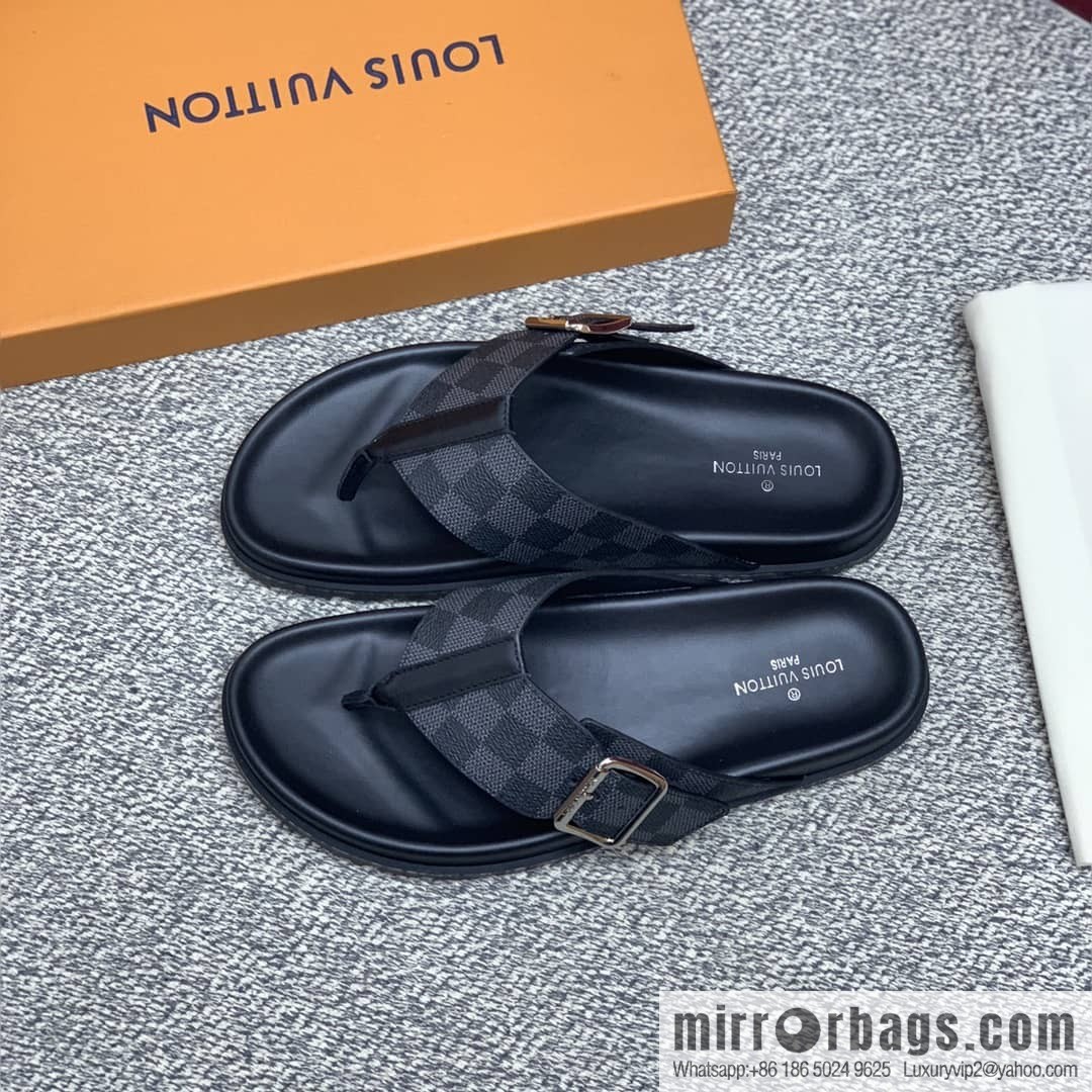 LV/Louis Vuitton features classic PVC men's sandals with black outsoles