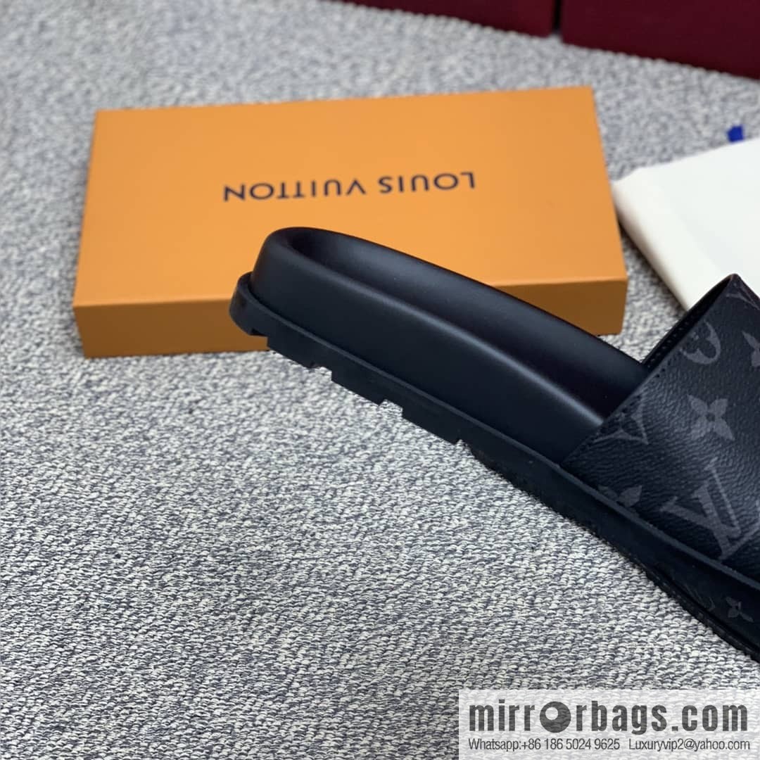 LV/Louis Vuitton features classic PVC men's sandals with black outsoles
