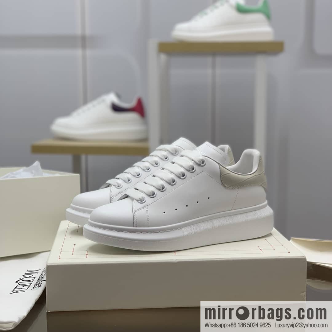McQueen [MQ Light Gray Crocodile Tail] Upgraded MQ~ Unisex sneakers of the same style