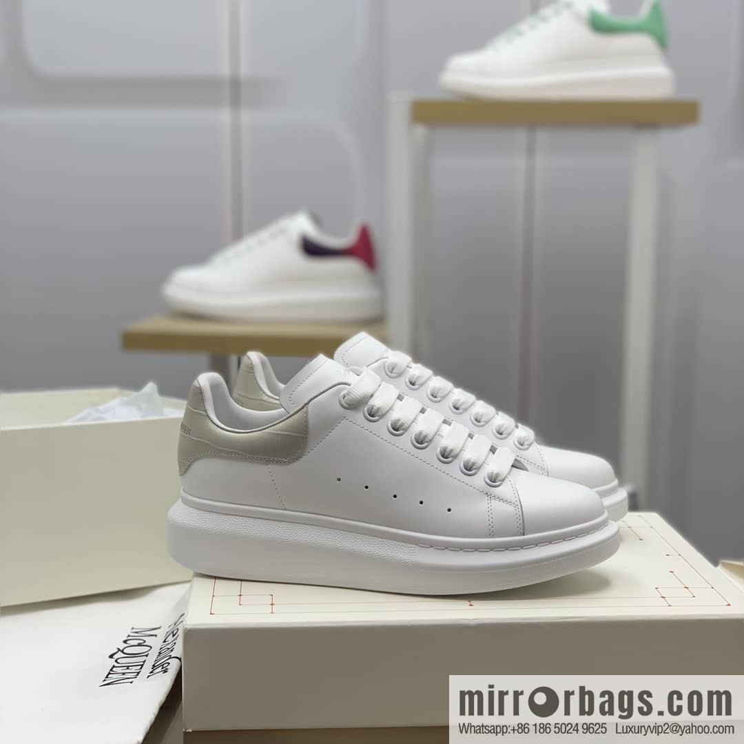McQueen [MQ Light Gray Crocodile Tail] Upgraded MQ~ Unisex sneakers of the same style