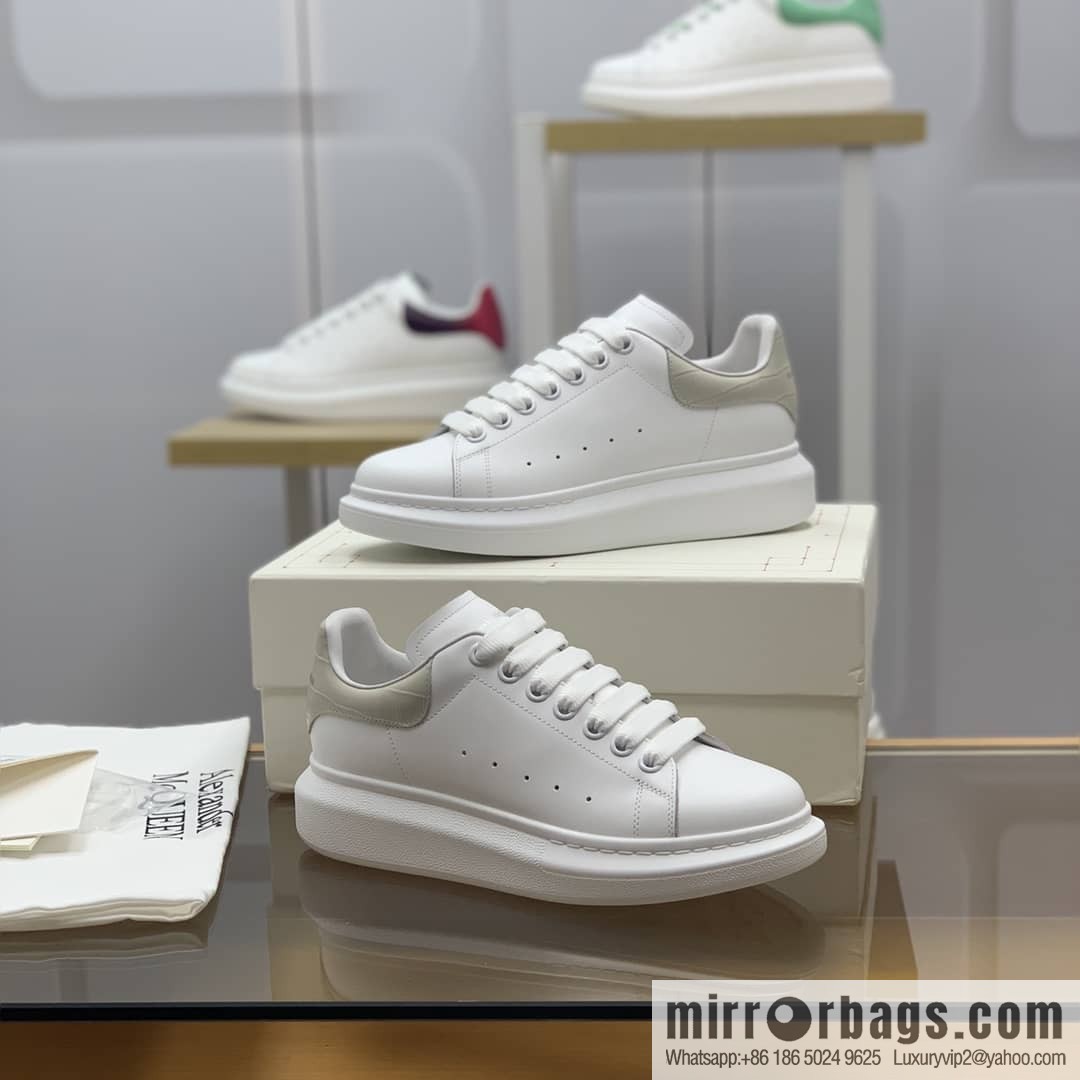 McQueen [MQ Light Gray Crocodile Tail] Upgraded MQ~ Unisex sneakers of the same style