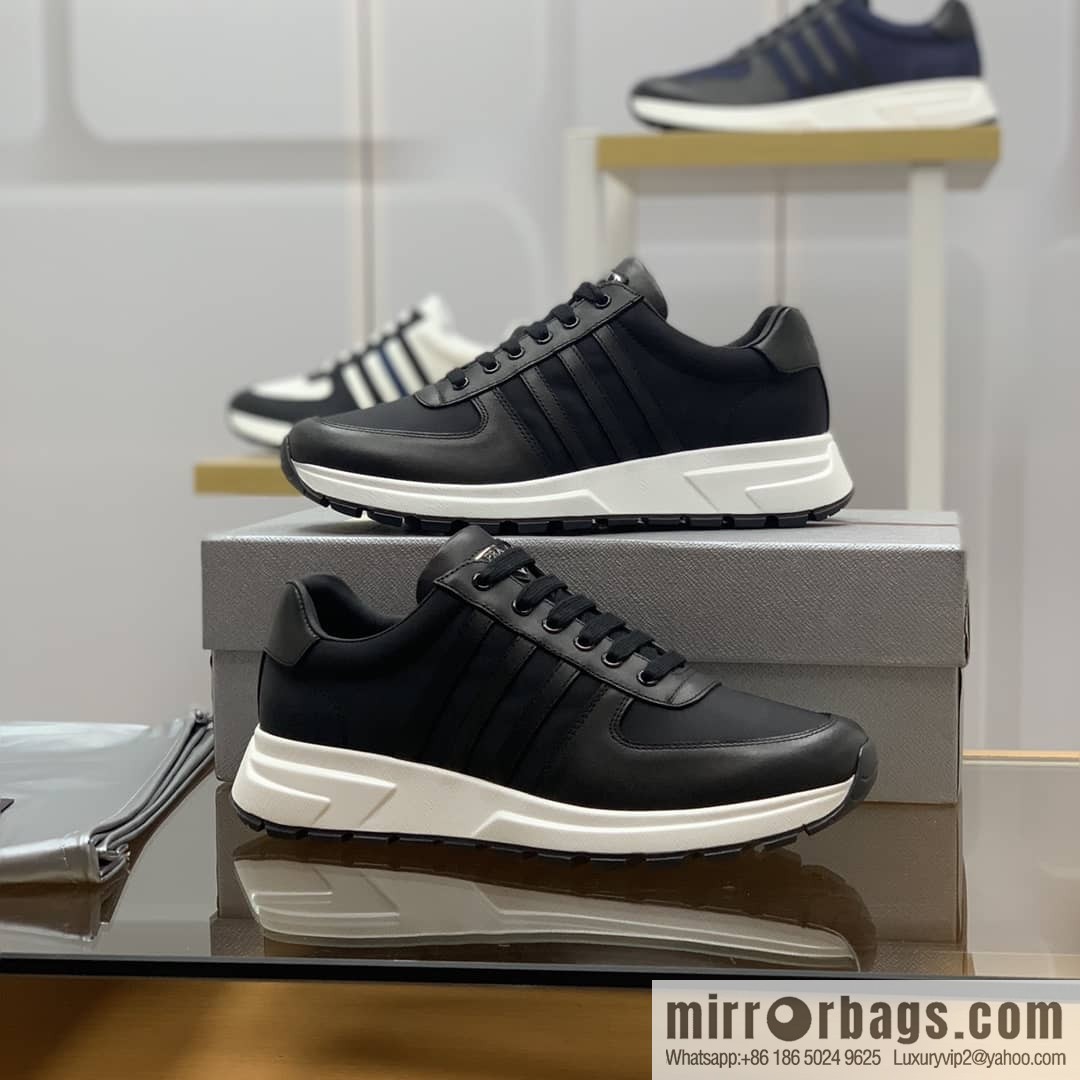 Prada is made of soft leather (fabric) and nylon patchwork men's sneakers
