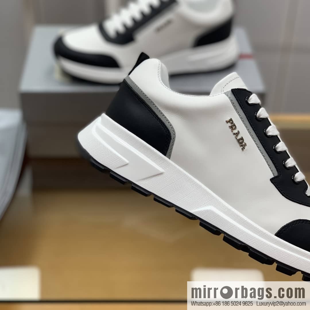 PRADA Prada uses soft leather (fabric), tongue embossed logo letters men's sneakers