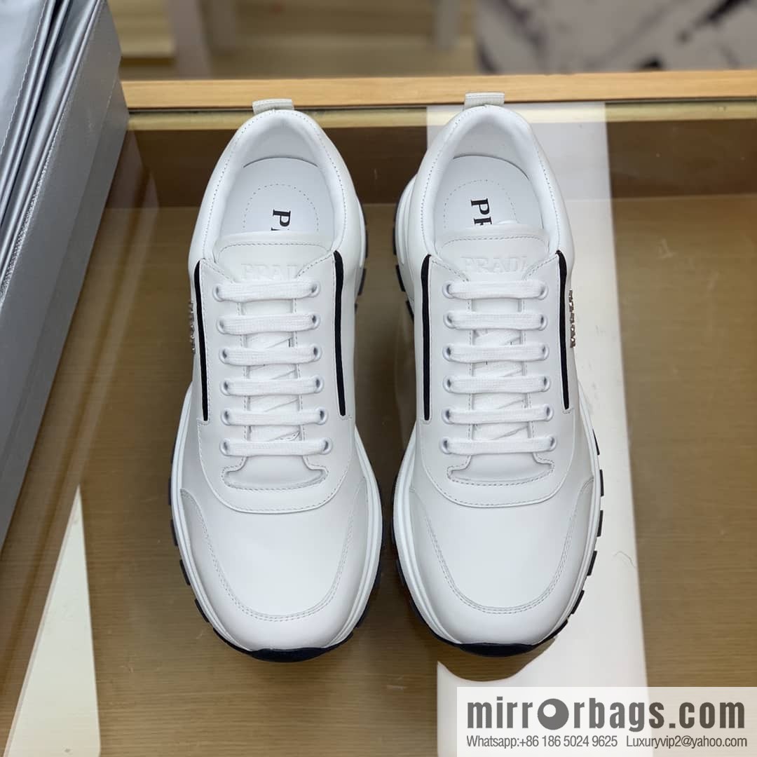 PRADA Prada uses soft leather (fabric), tongue embossed logo letters men's sneakers