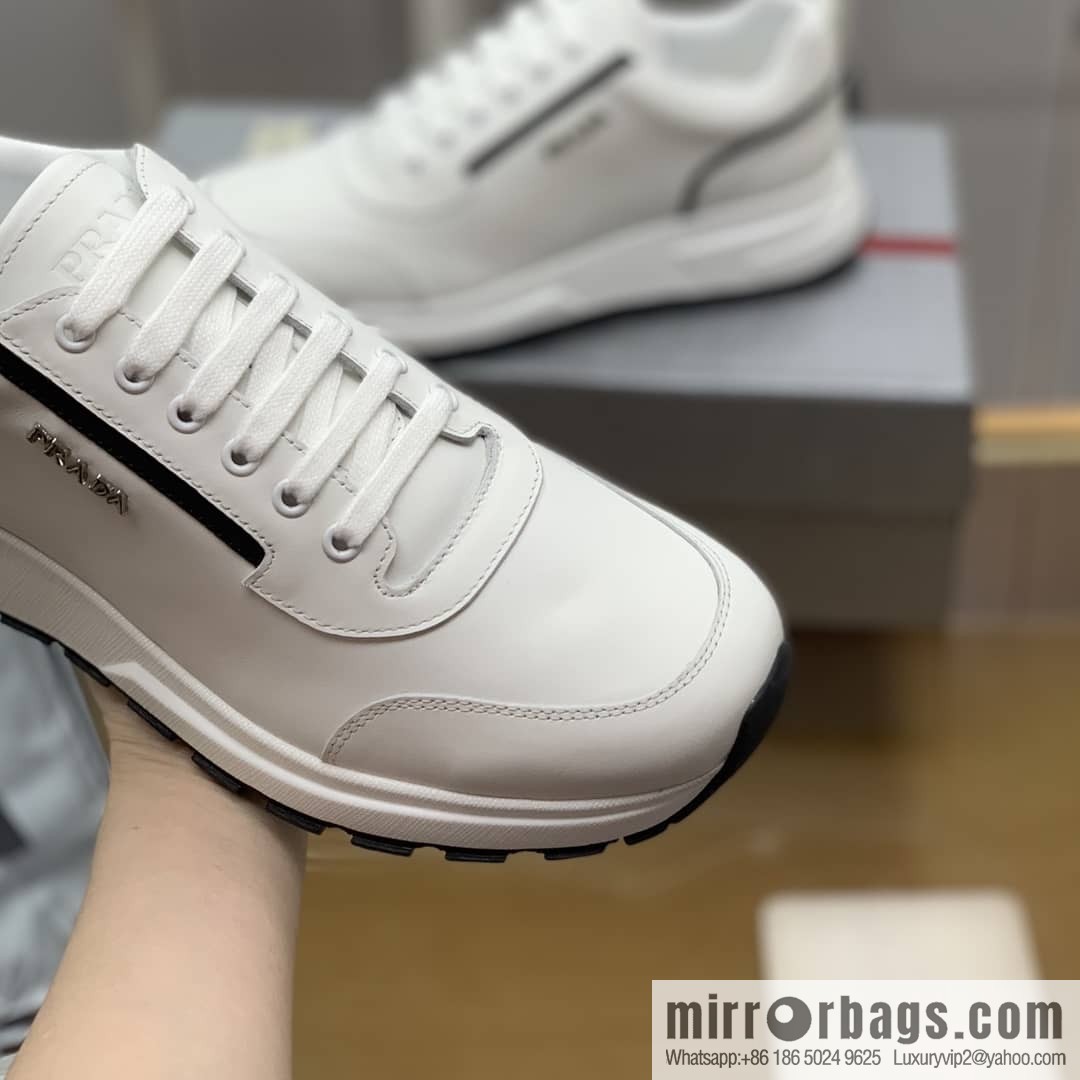 PRADA Prada uses soft leather (fabric), tongue embossed logo letters men's sneakers
