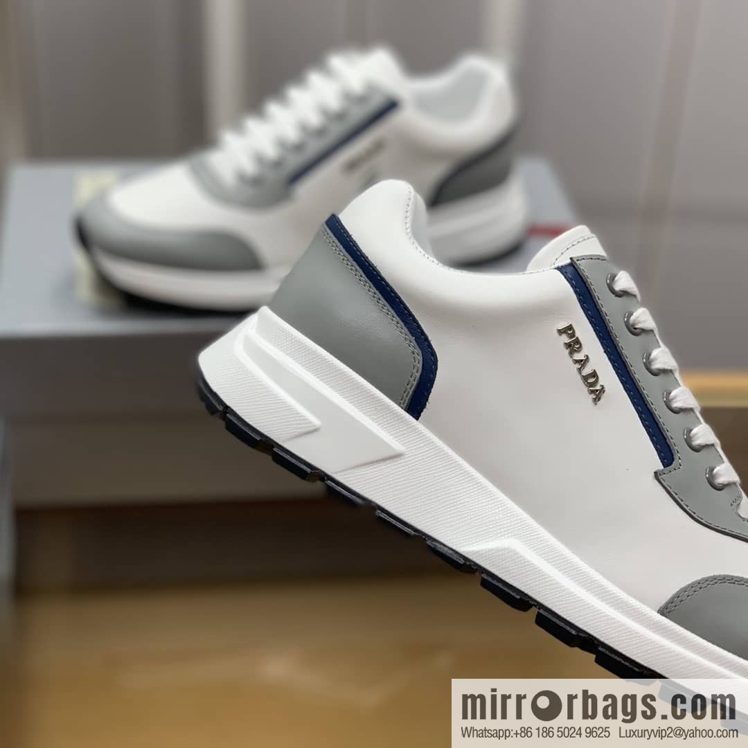 PRADA Prada uses soft leather (fabric), tongue embossed logo letters men's sneakers
