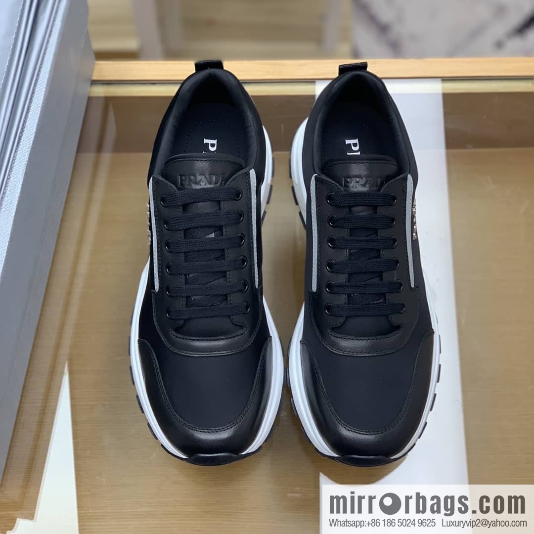 Prada is made of soft leather (fabric) and nylon patchwork men's sneakers