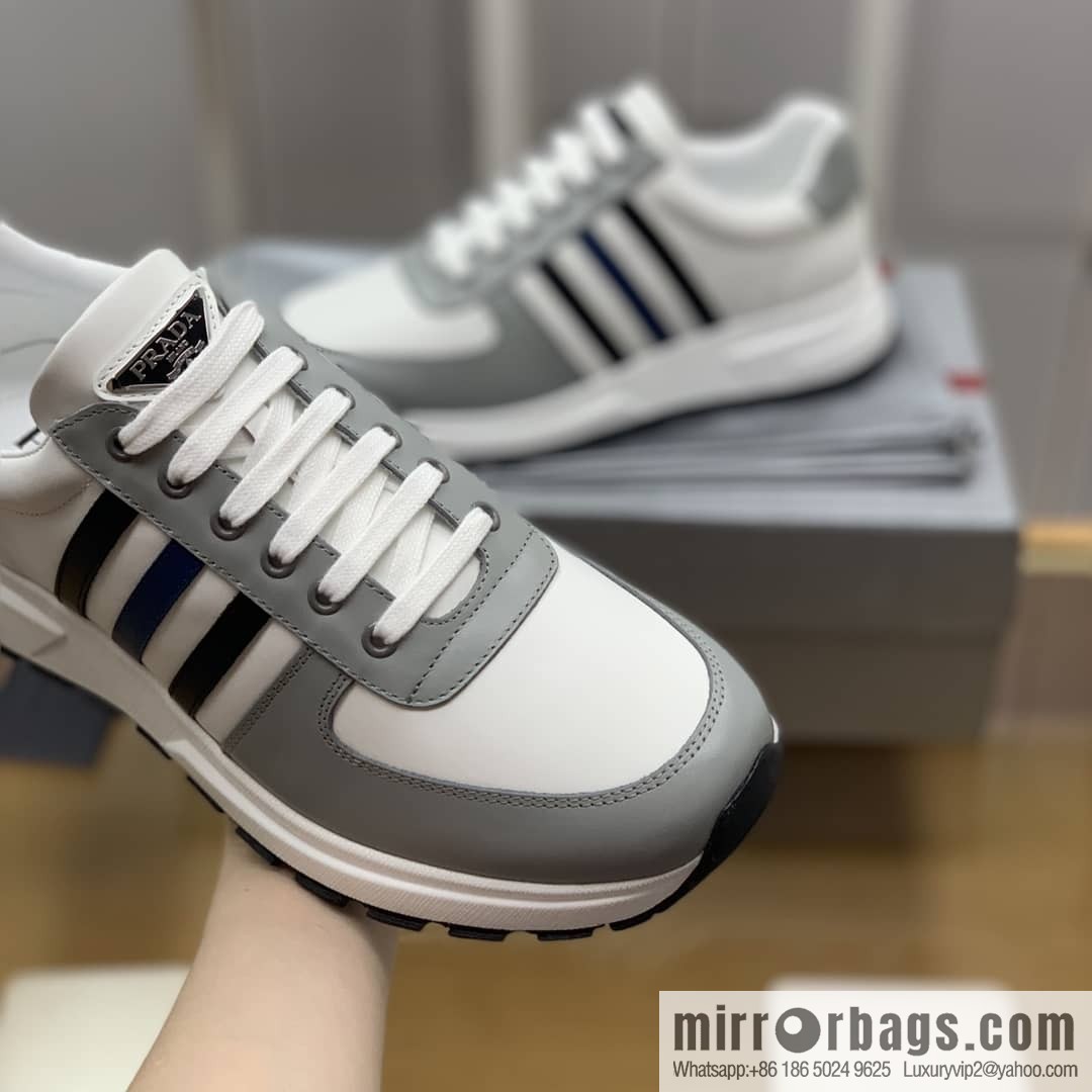 PRADA Prada uses soft leather (fabric), tongue embossed logo letters men's sneakers