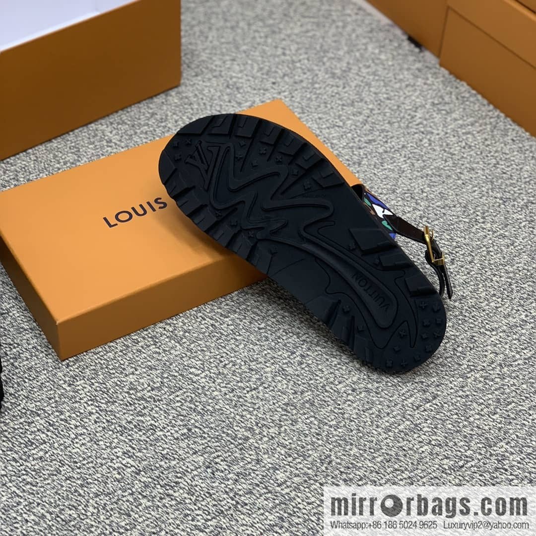 LV/Louis Vuitton features classic PVC men's sandals with black outsoles
