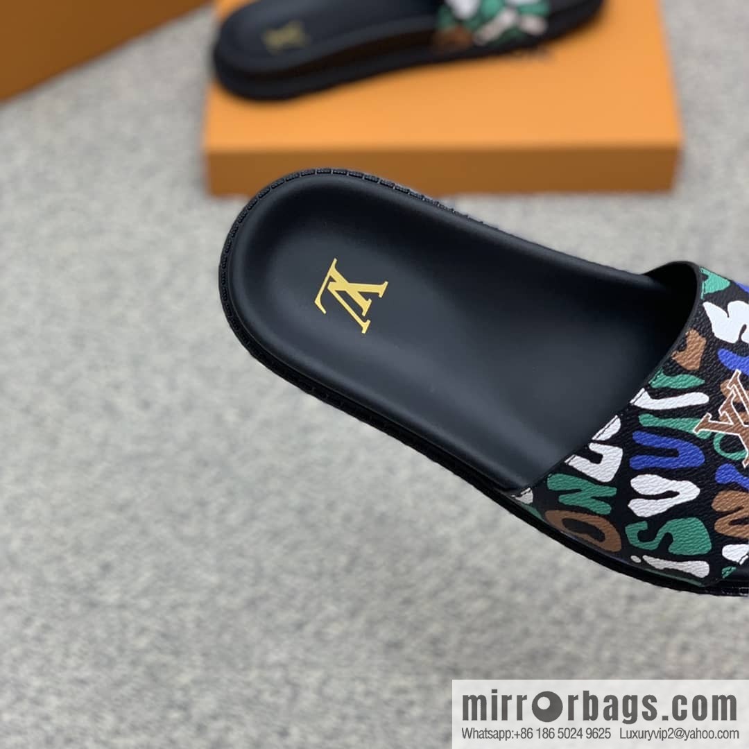 LV/Louis Vuitton features classic PVC men's sandals with black outsoles