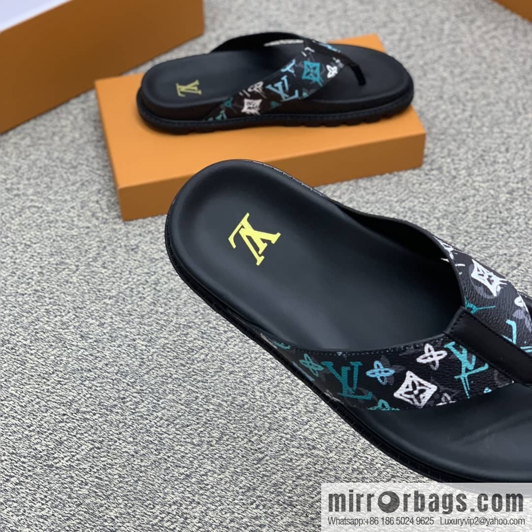 LV/Louis Vuitton features classic PVC men's sandals with black outsoles