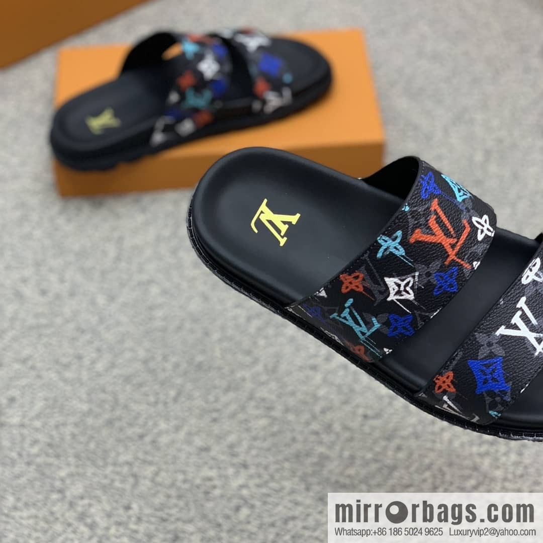 LV/Louis Vuitton features classic PVC men's sandals with black outsoles