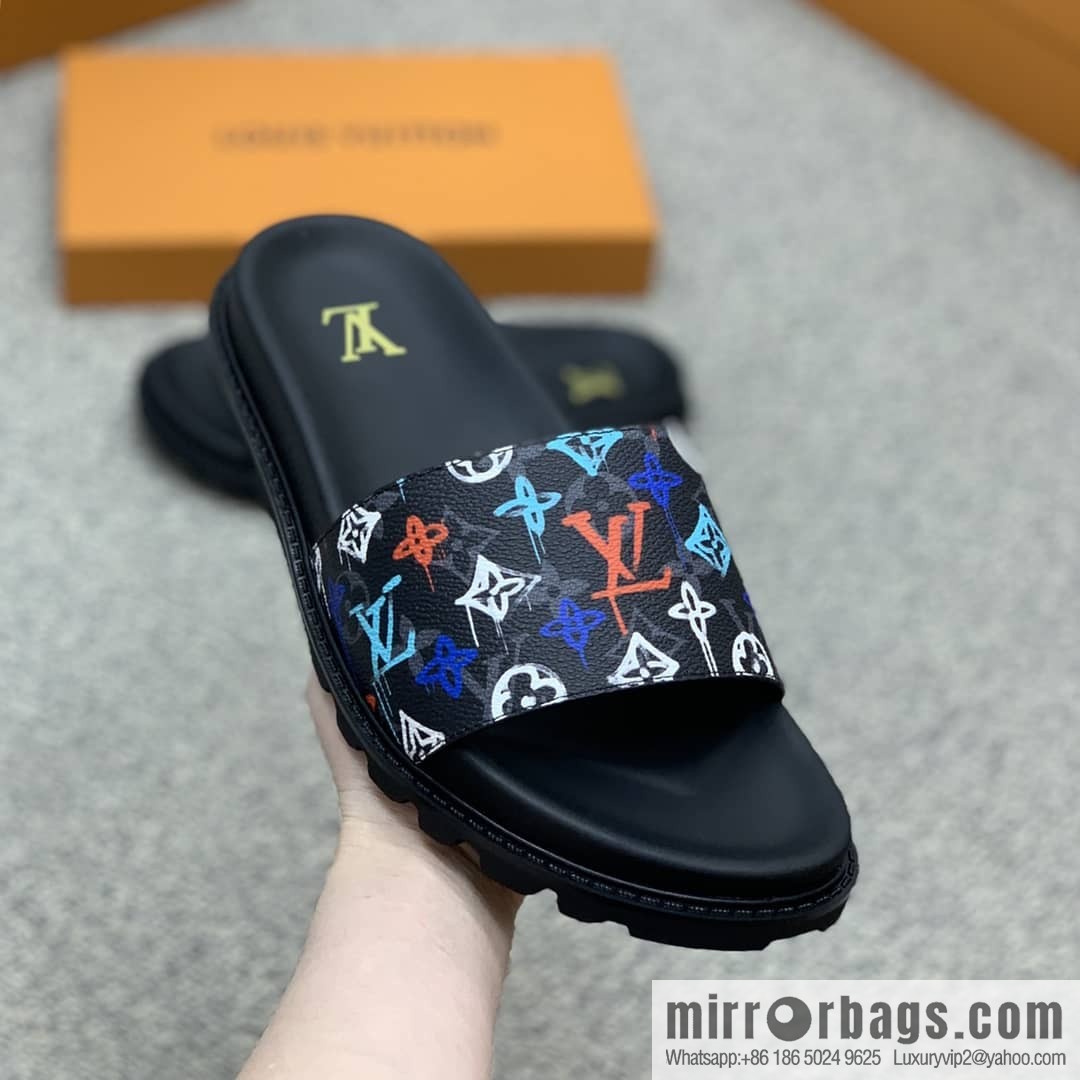 LV/Louis Vuitton features classic PVC men's sandals with black outsoles