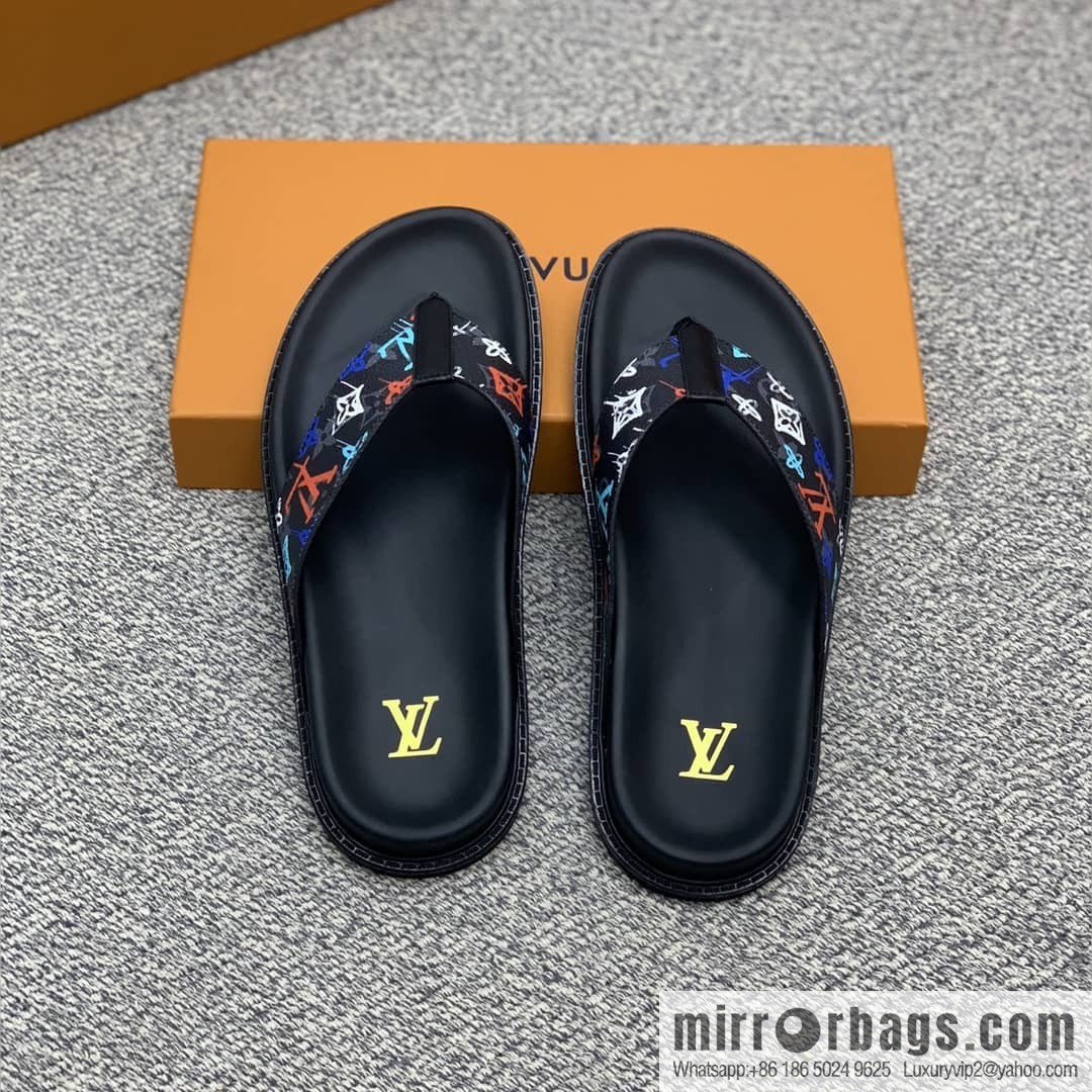 LV/Louis Vuitton features classic PVC men's sandals with black outsoles