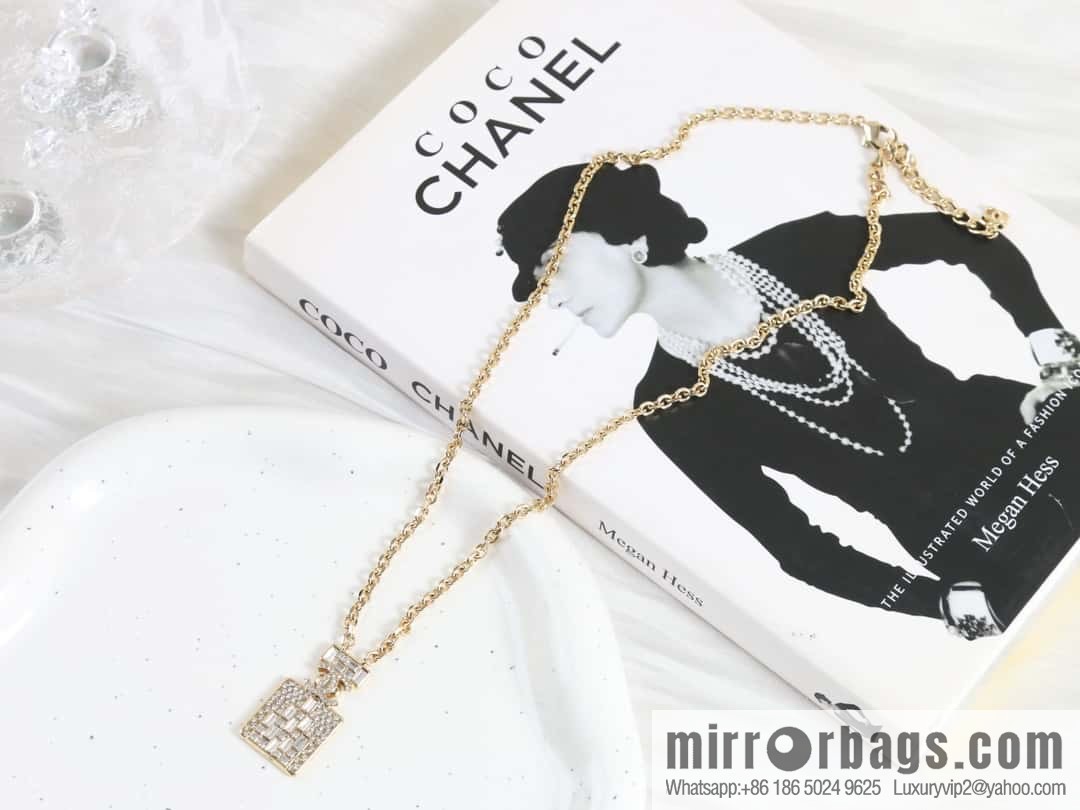New ☑️ CHANEL Chanel double c full diamond perfume bottle necklace