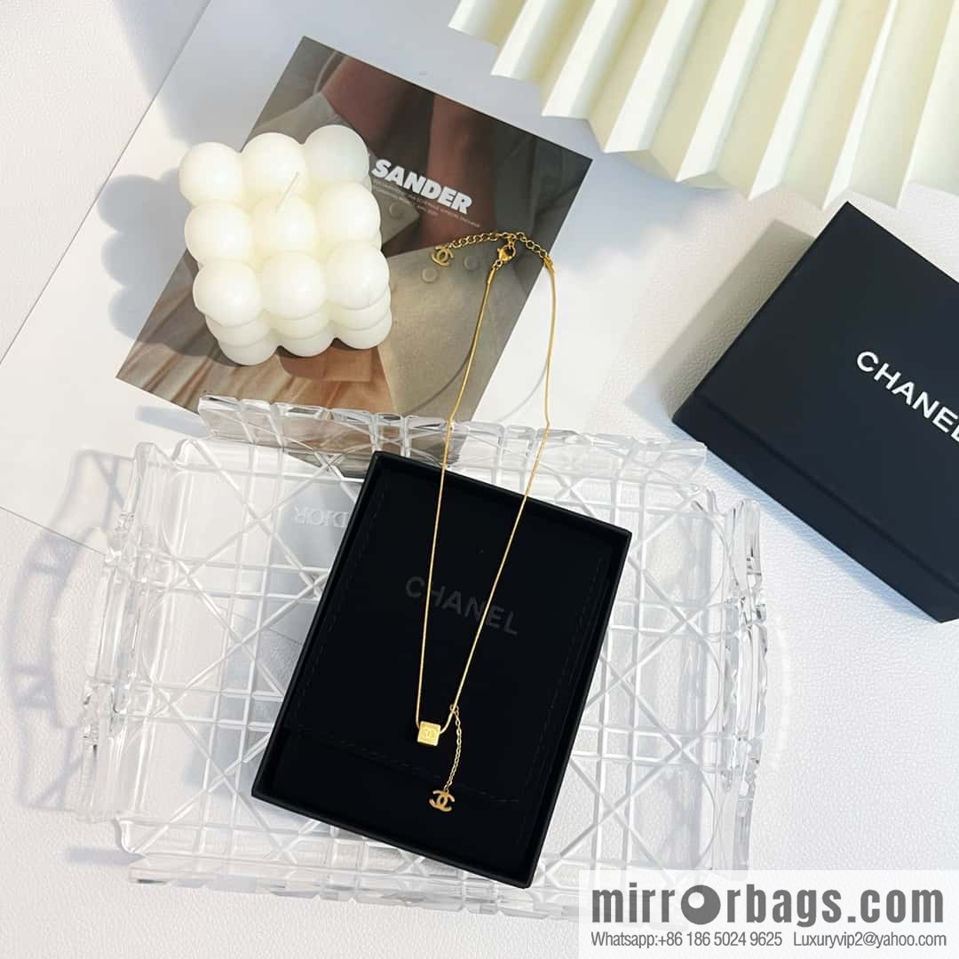 New ☑️ Chanel gold square double c necklace