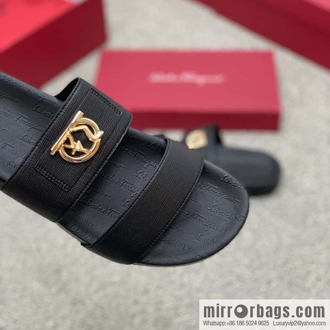 Ferragamo with black calfskin men's sandals