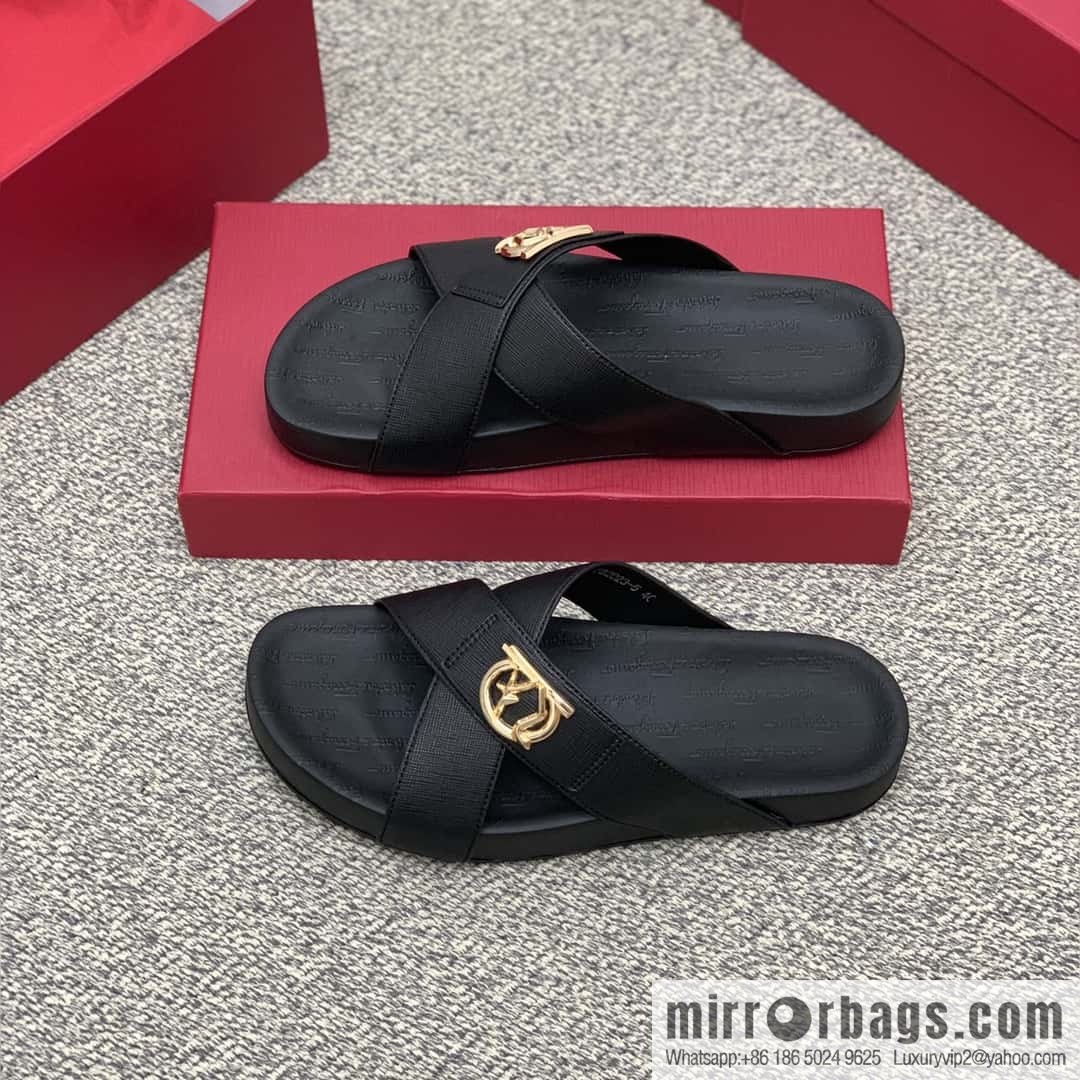 Ferragamo with black calfskin men's sandals
