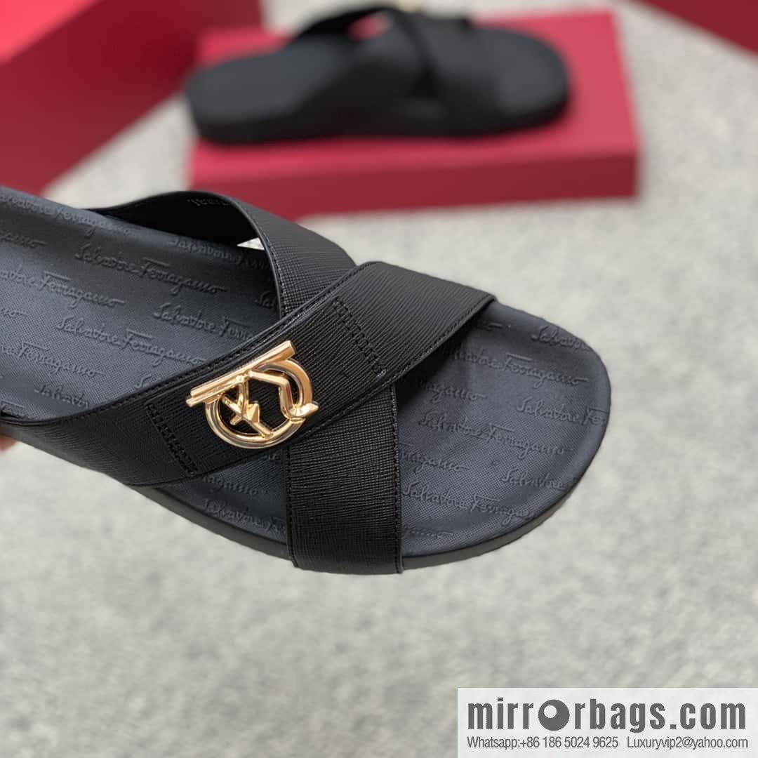 Ferragamo with black calfskin men's sandals