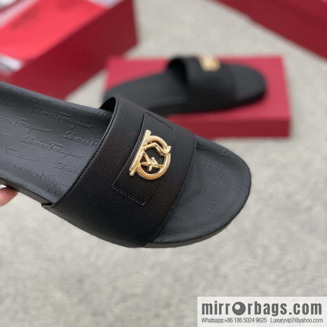 Ferragamo with black calfskin men's sandals