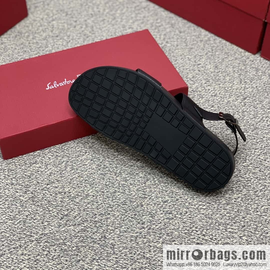 Ferragamo with black calfskin men's sandals