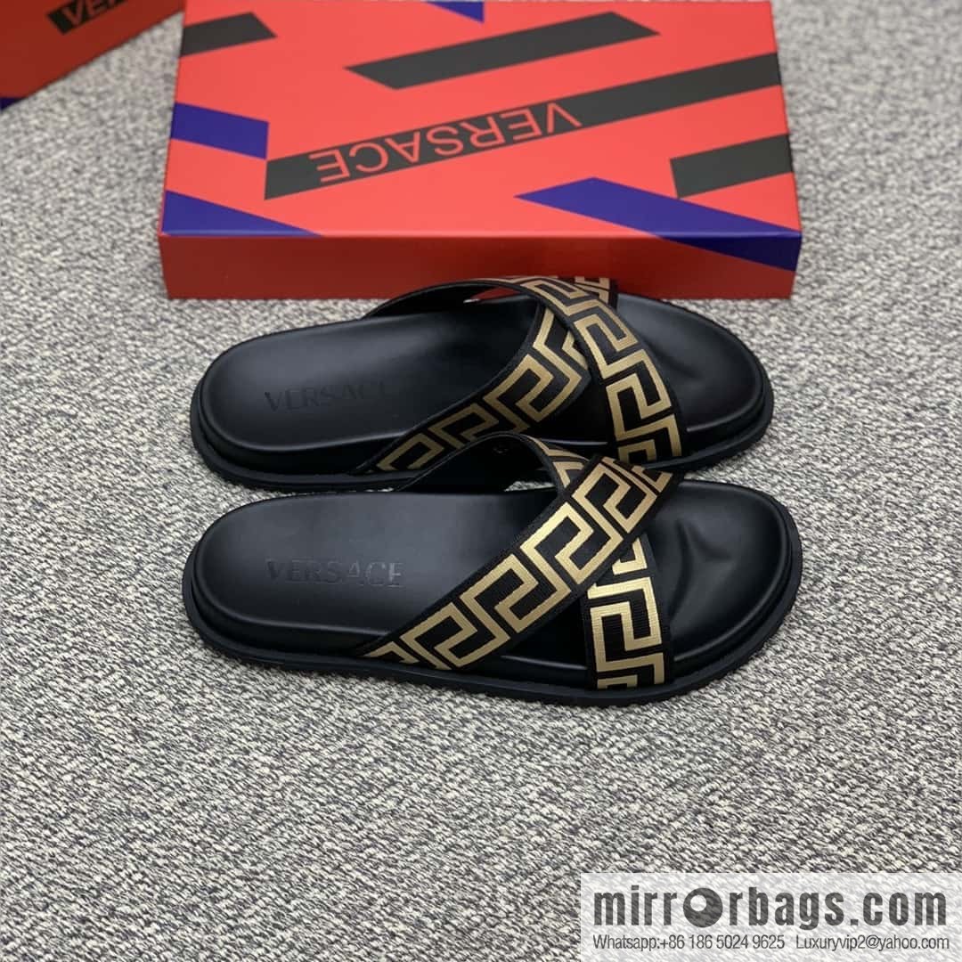 Versace uses black calfskin men's sandals