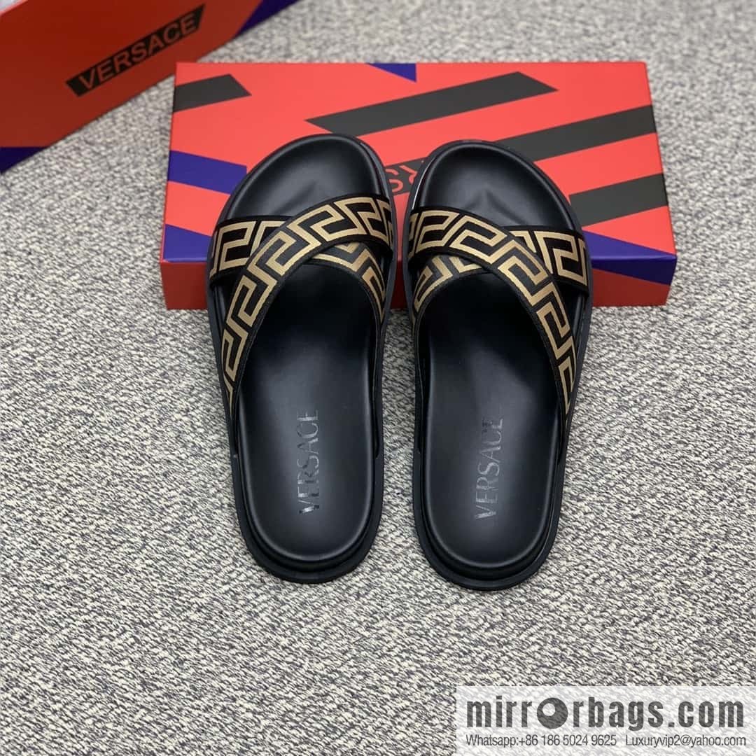 Versace uses black calfskin men's sandals