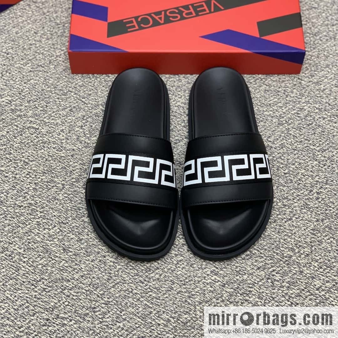 Versace uses black calfskin men's sandals