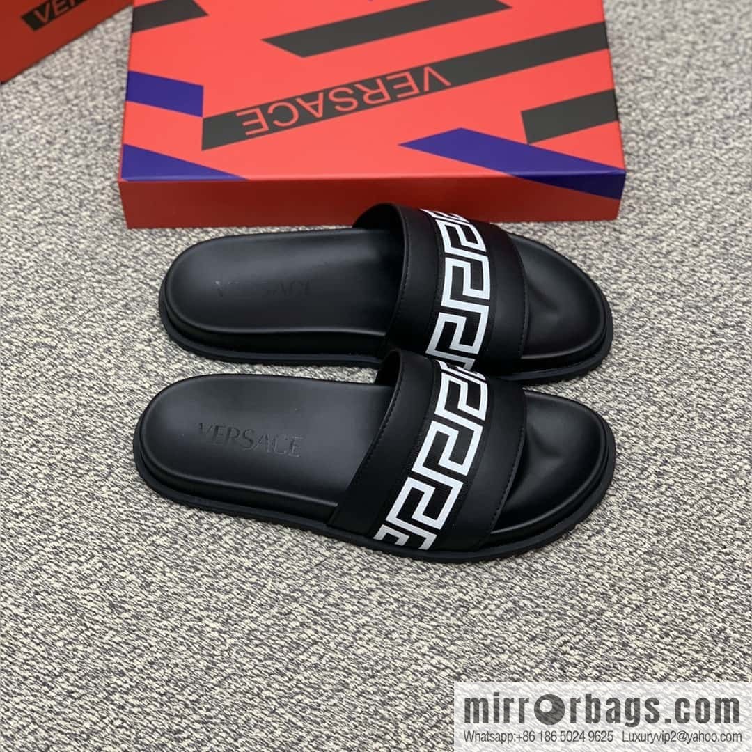 Versace uses black calfskin men's sandals