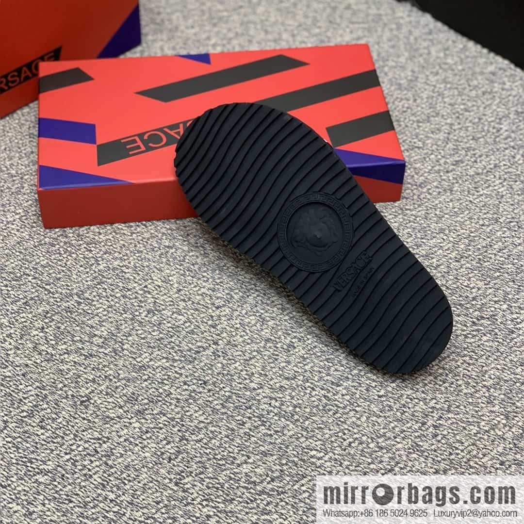 Versace uses black calfskin men's sandals