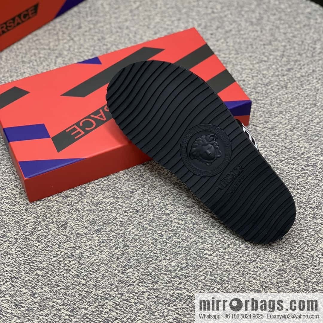 Versace uses black calfskin men's sandals