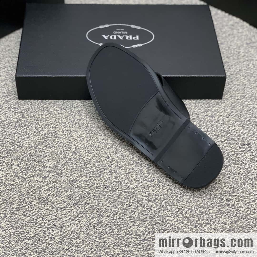 Prada uses black calfskin men's sandals
