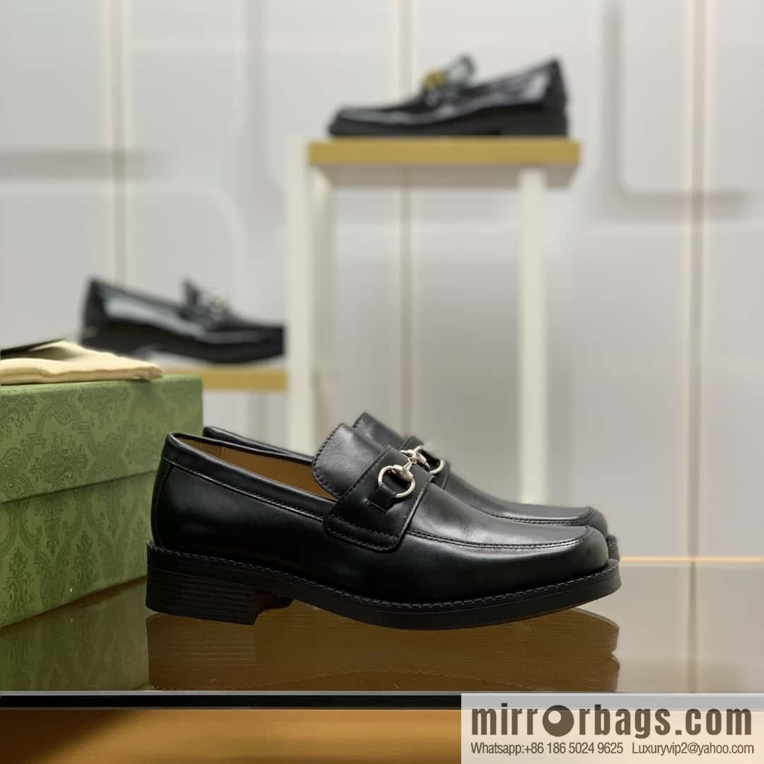 Gucci Gucci uses black smooth cow leather (fabric) carefully made men's loafers
