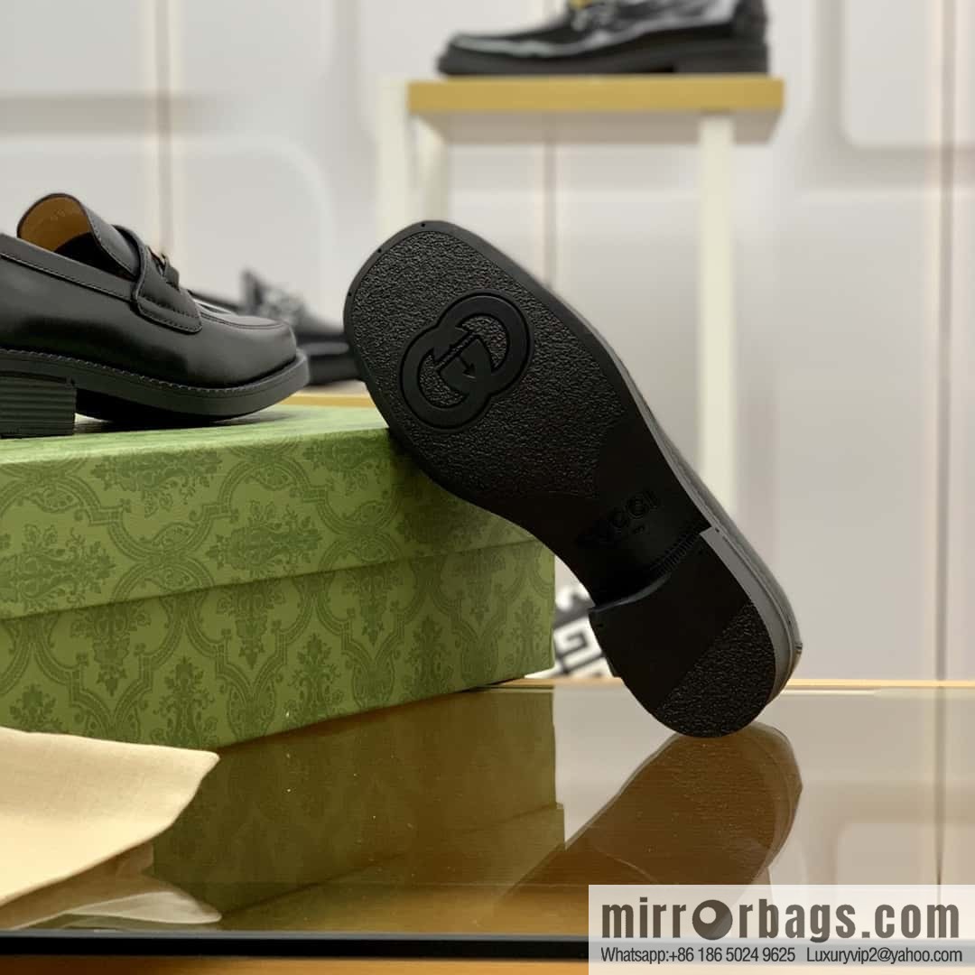 Gucci Gucci uses black smooth cow leather (fabric) carefully made men's loafers