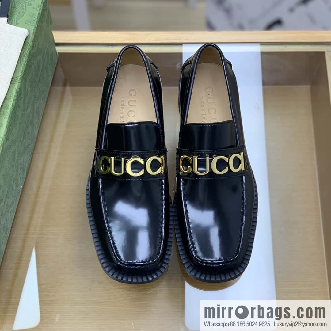 Gucci Gucci uses black smooth cow leather (fabric) carefully made men's loafers