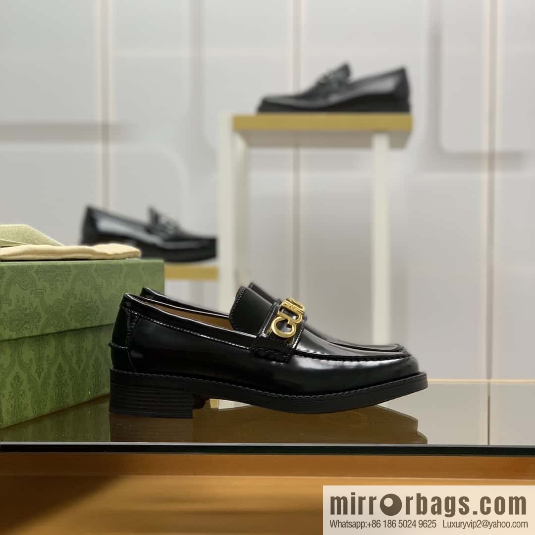 Gucci Gucci uses black smooth cow leather (fabric) carefully made men's loafers