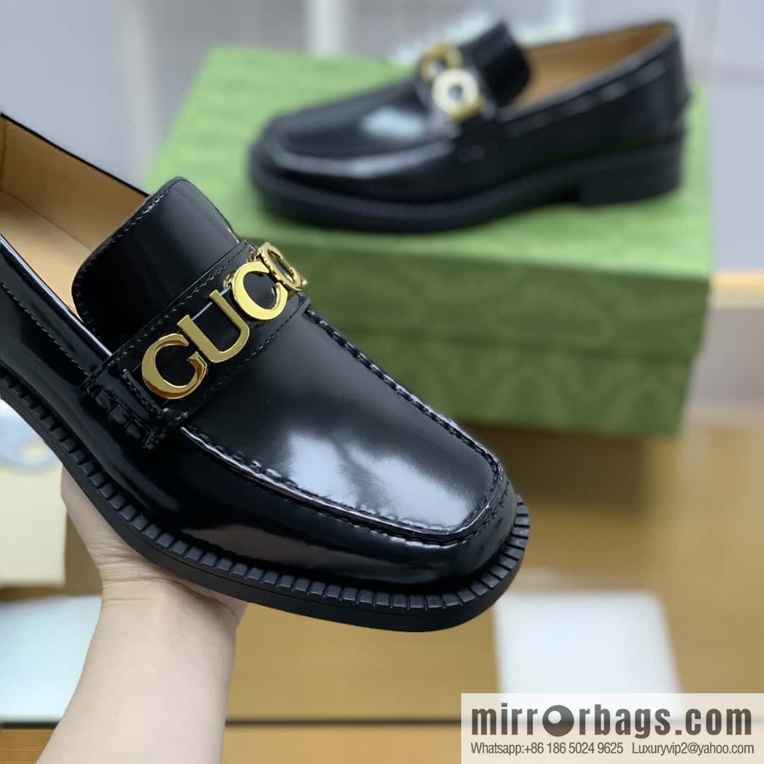 Gucci Gucci uses black smooth cow leather (fabric) carefully made men's loafers