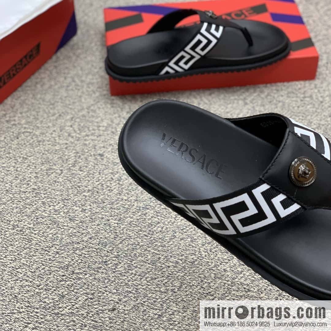 Versace uses black calfskin men's sandals