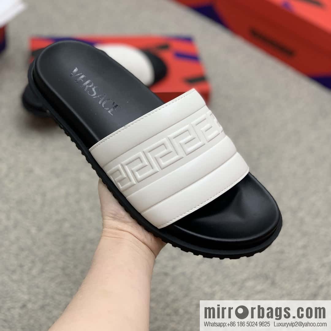 Versace uses black calfskin men's sandals