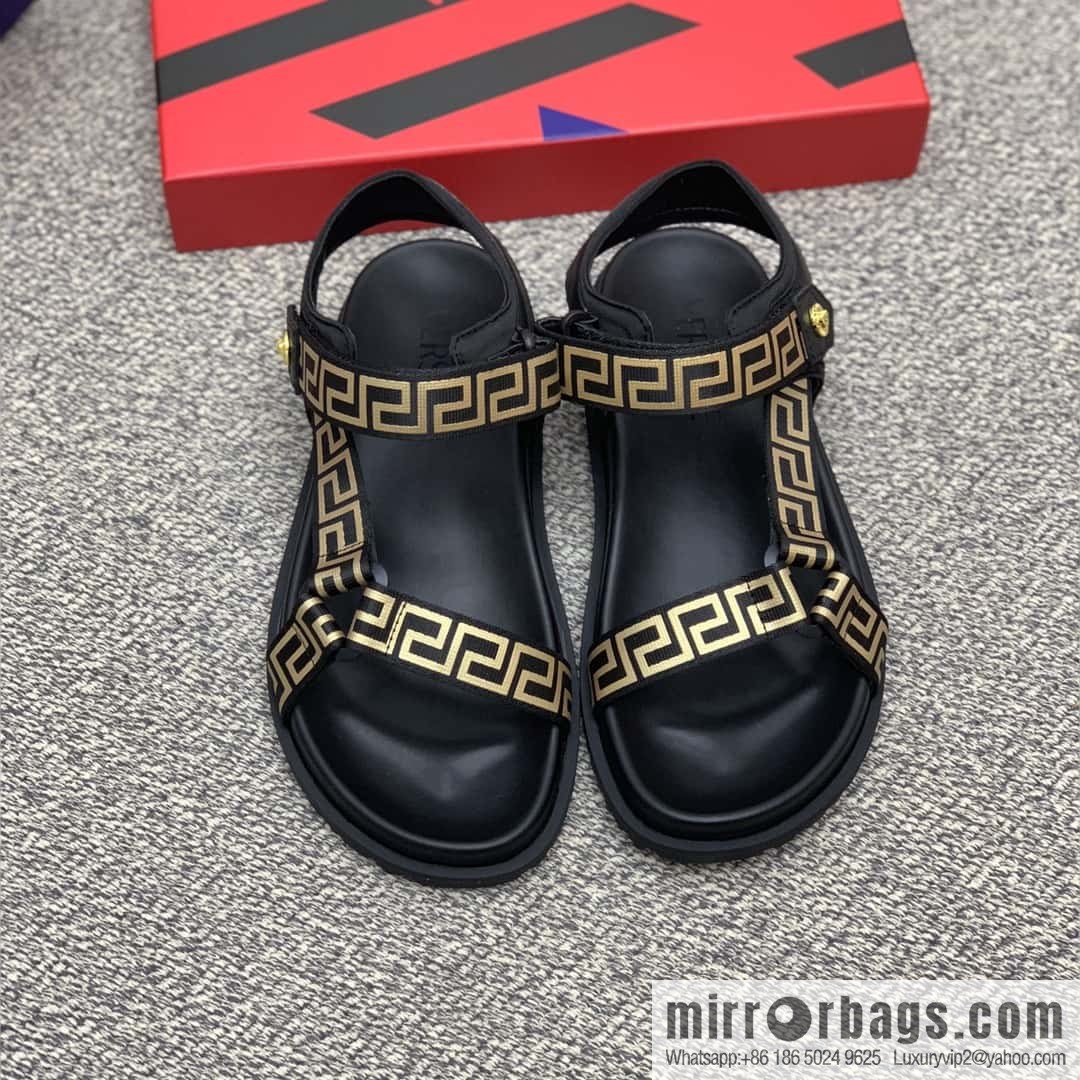 Versace uses black calfskin men's sandals