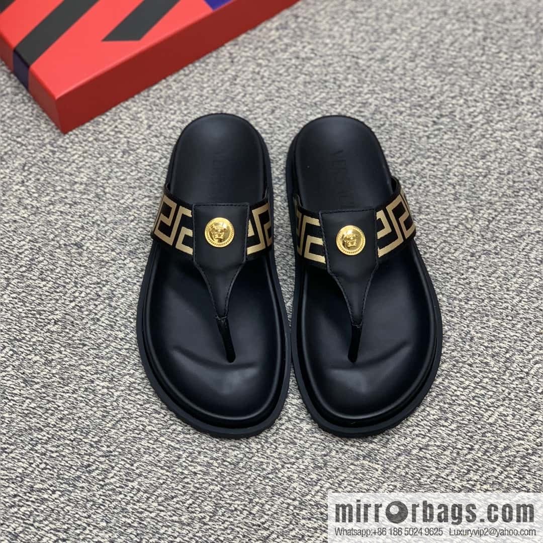 Versace uses black calfskin men's sandals