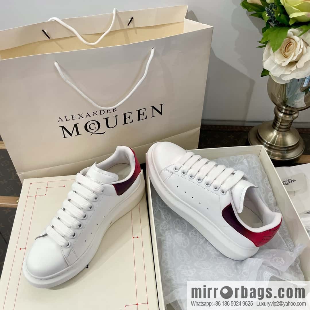 Alexander McQueen, Unisex sneakers made of calfskin