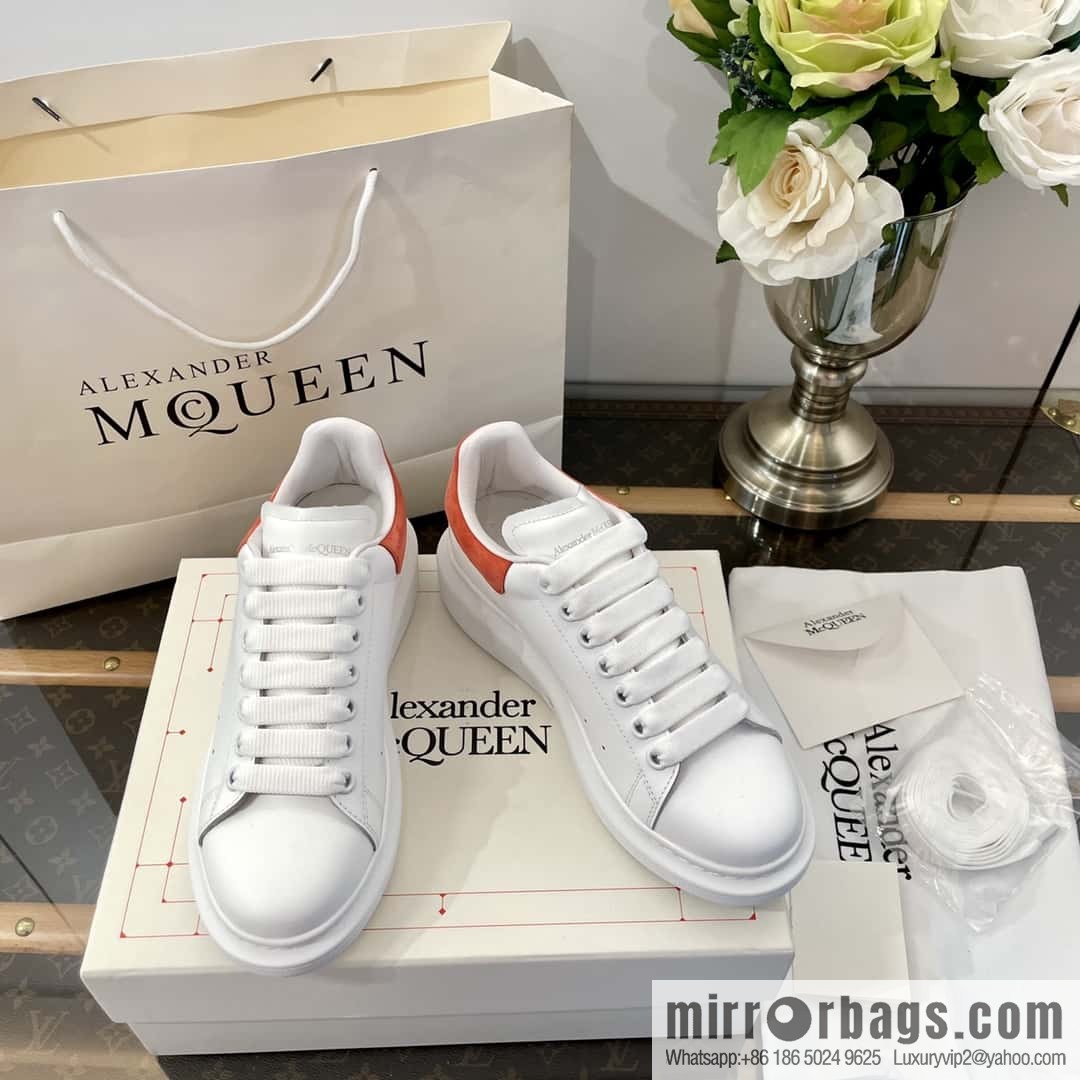 Alexander McQueen, Unisex sneakers made of calfskin