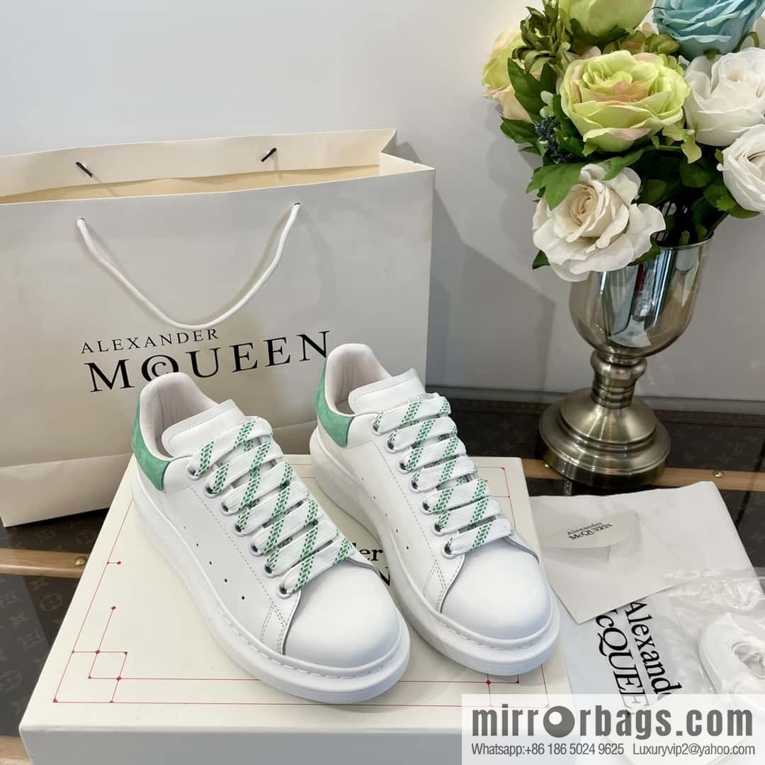 Alexander McQueen, Unisex sneakers made of calfskin