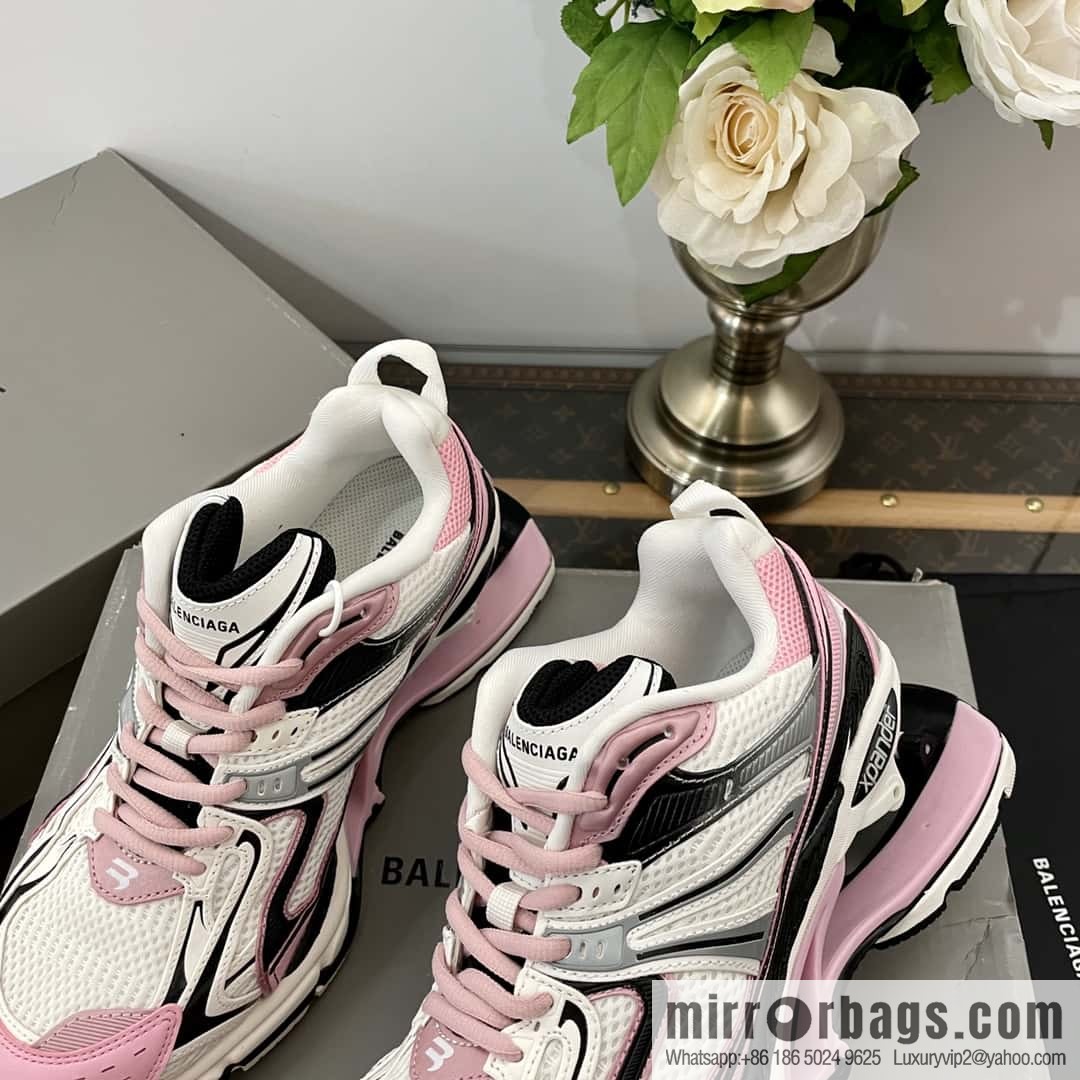 𝐁𝐚𝐥𝐞𝐧𝐜𝐢𝐚𝐠𝐚|||𝐗-𝐏𝐚𝐧𝐝𝐞𝐫 series. Vintage old spring shoes