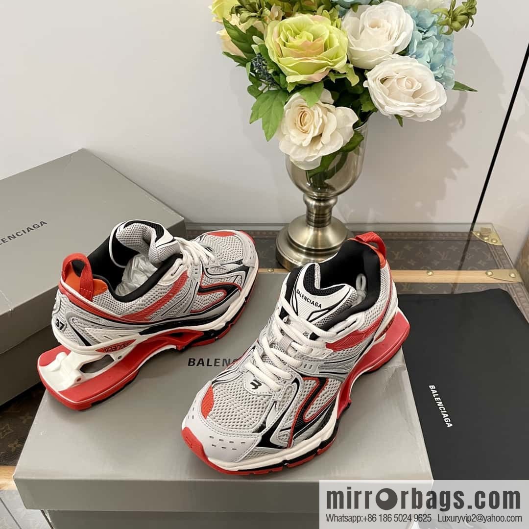 𝐁𝐚𝐥𝐞𝐧𝐜𝐢𝐚𝐠𝐚|||𝐗-𝐏𝐚𝐧𝐝𝐞𝐫 series. Vintage old spring shoes