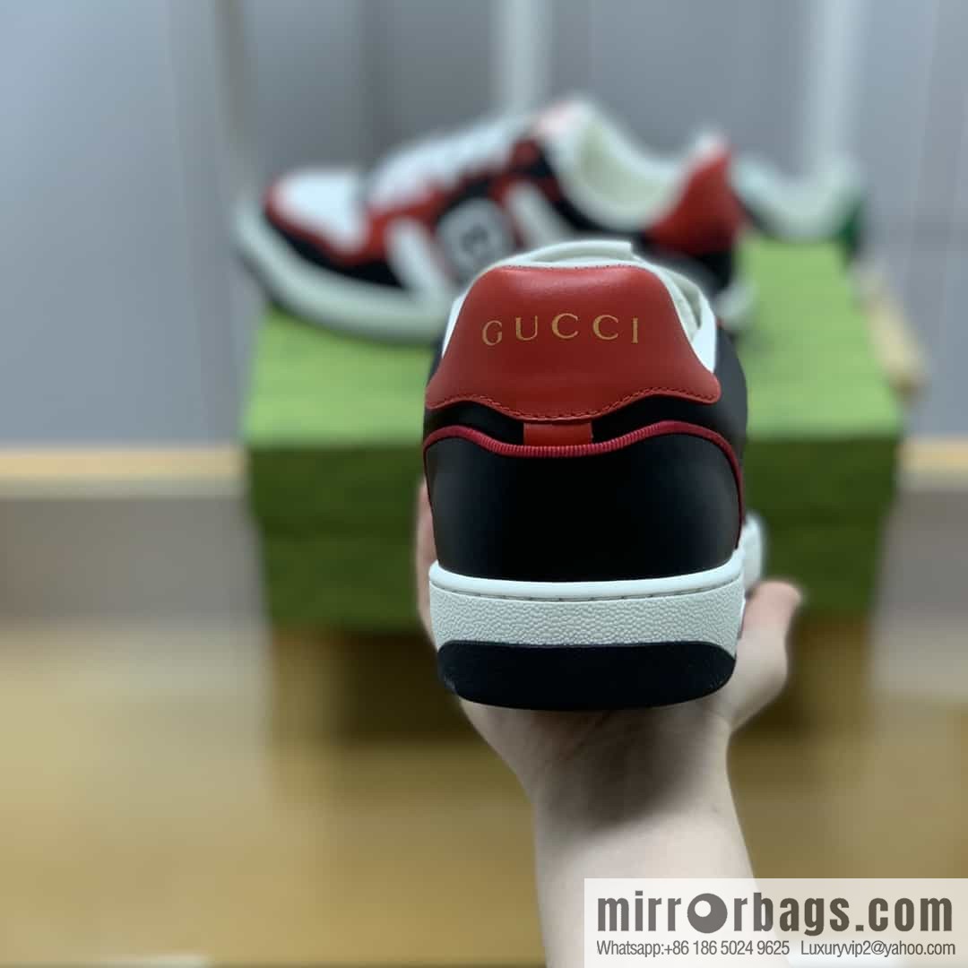 Gucci Gucci uses color matching leather and integrates iconic elements into men's casual shoes