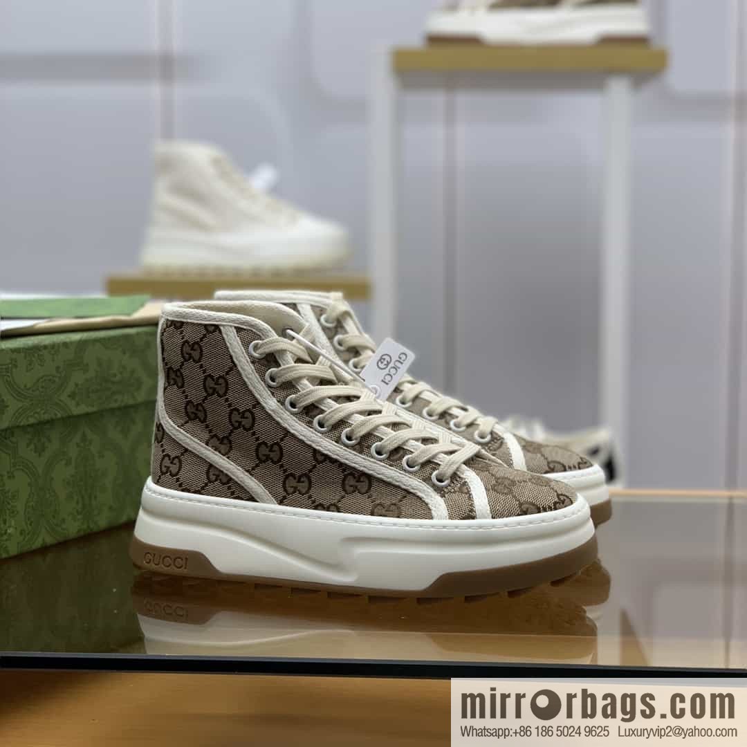 Gucci Gucci uses apricot classic GG canvas to make women's sports and leisure platform shoes