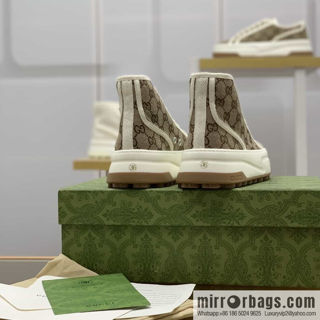 Gucci Gucci uses apricot classic GG canvas to make women's sports and leisure platform shoes