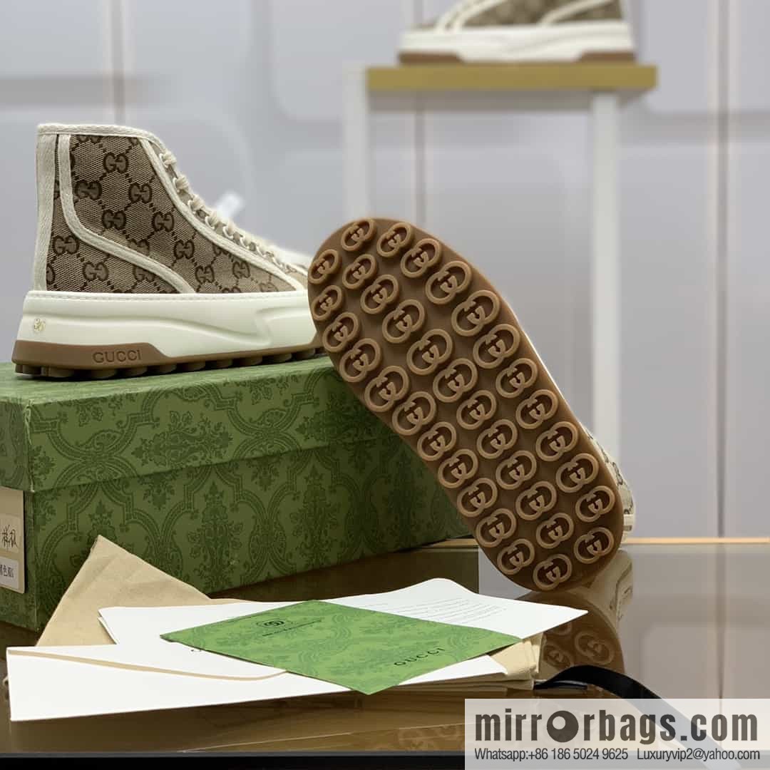 Gucci Gucci uses apricot classic GG canvas to make women's sports and leisure platform shoes